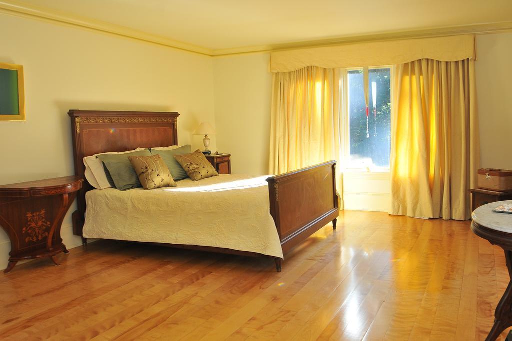Bass Manor Bed And Breakfast & Art Museum 马耳他 客房 照片